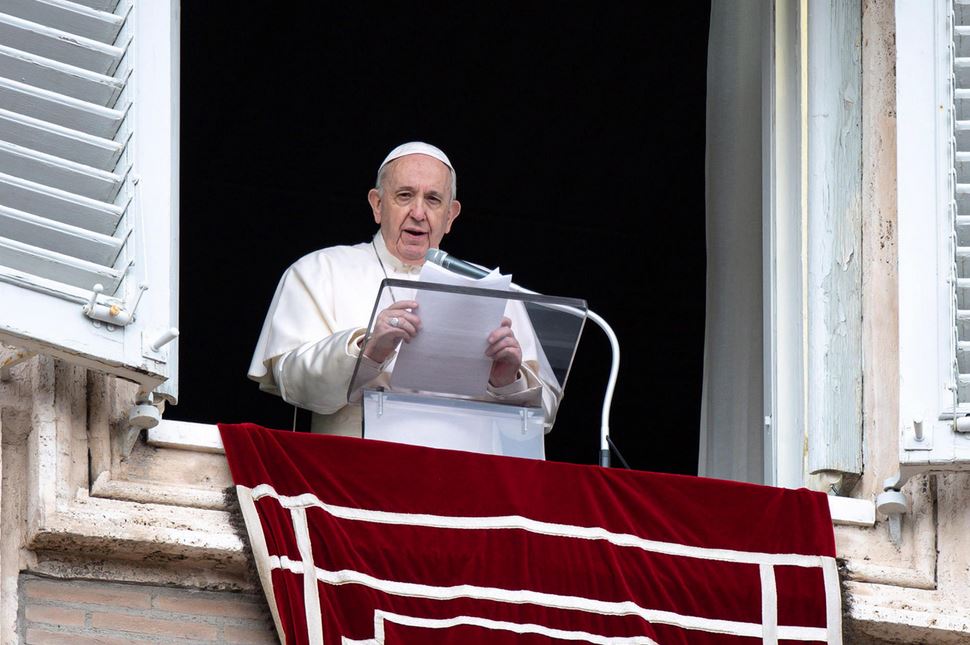 Papa Francesco lancia l'allarme sull'inverno demografico: «Una tragedia» 1